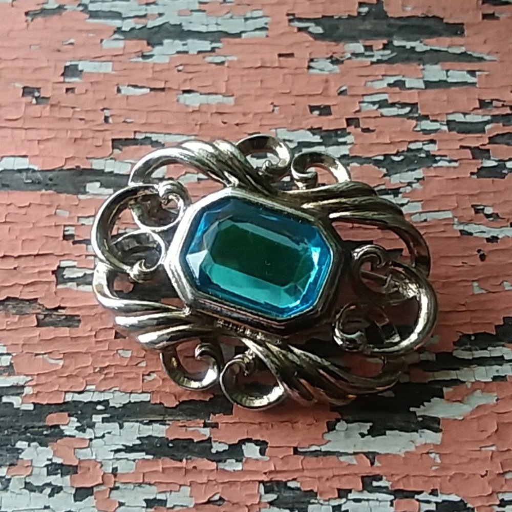 Vintage Brooch